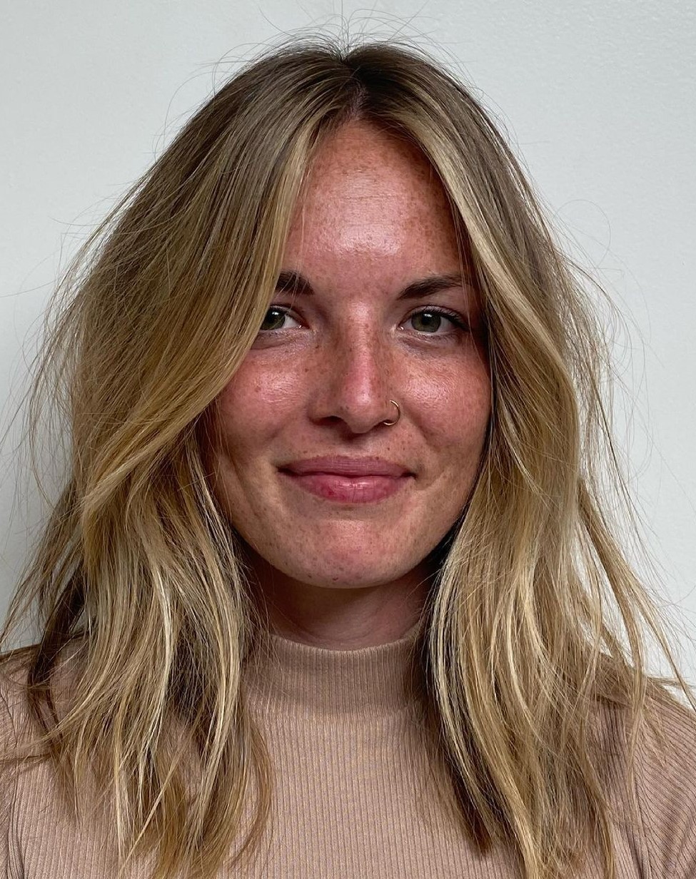 No-Bangs Honey Blonde Shag