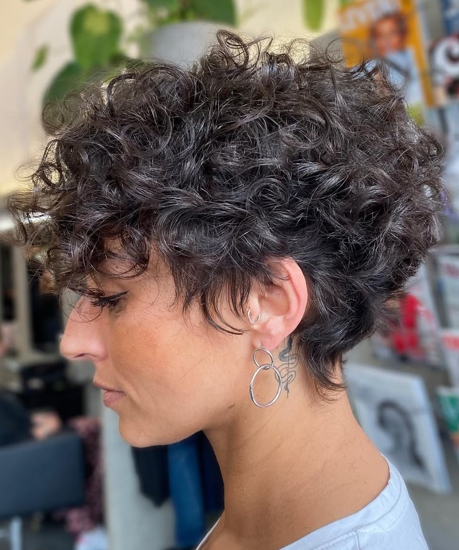 Tapered Pixie Bob for Curly Hair