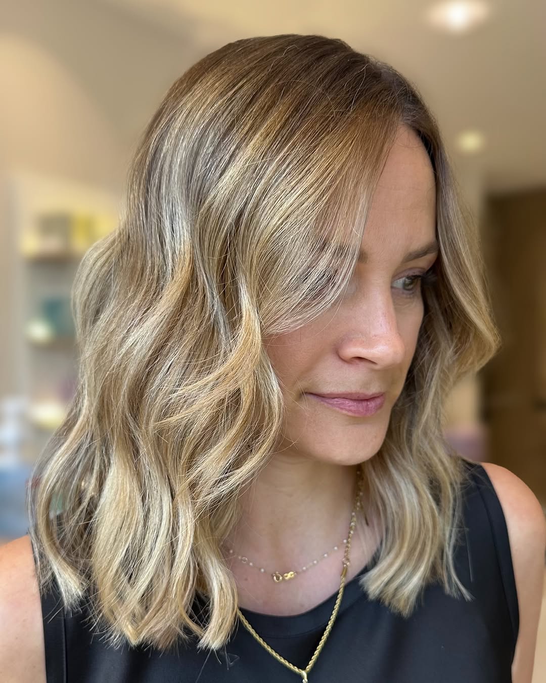 Blunt Wavy Lob Haircut