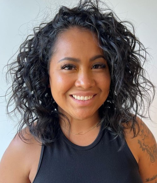 Wavy Lob with Side Parting