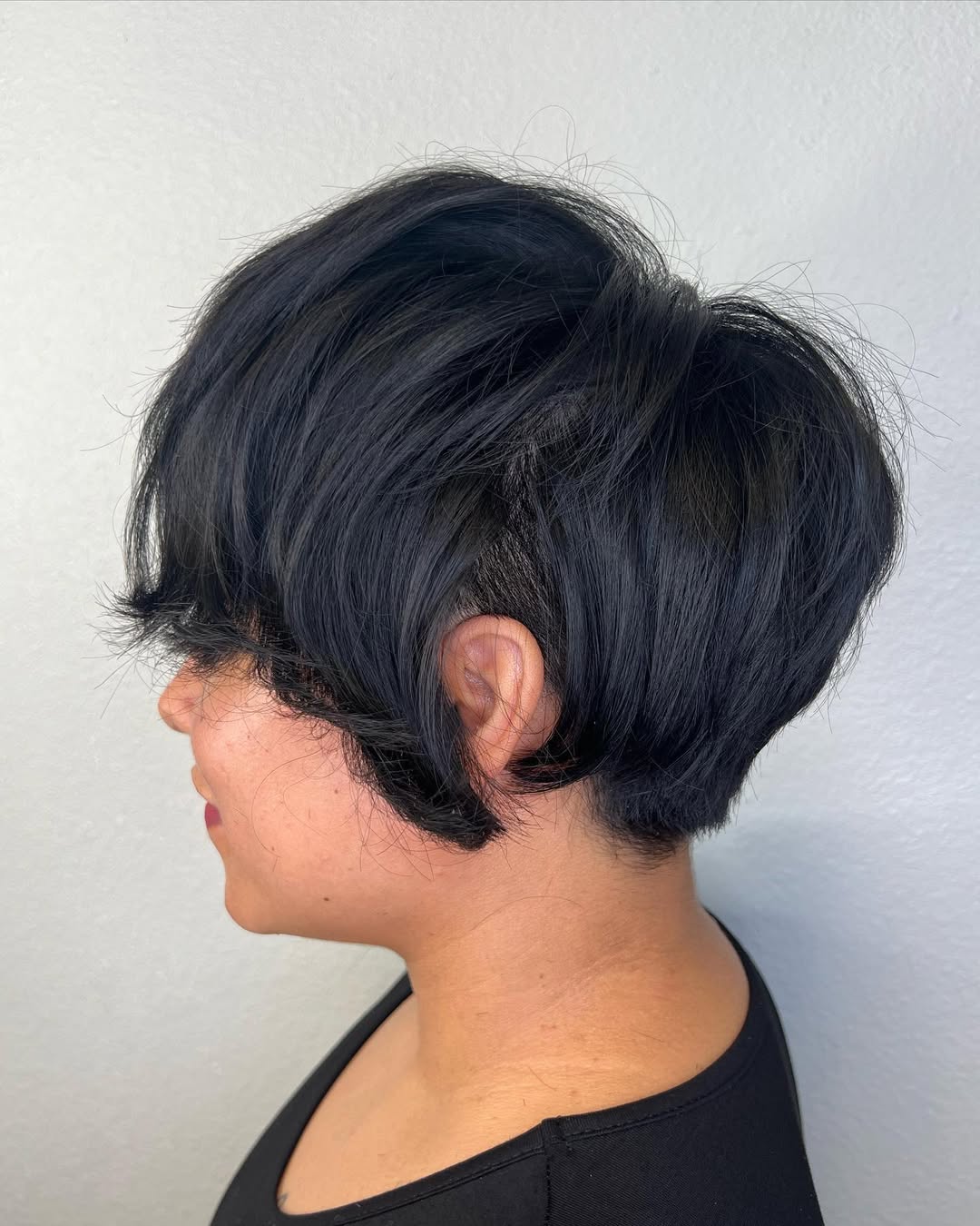 Short Layered Haircut for Thick Hair