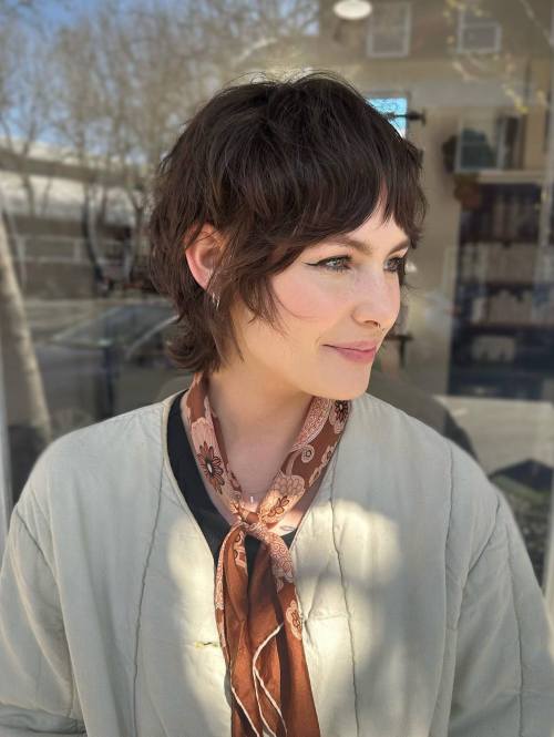 Feathered Mullet with Bottleneck Bangs